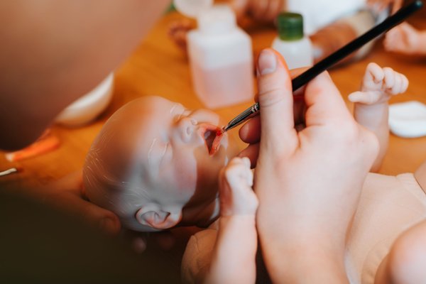 Bébé reborn garçon pas cher : craquez pour ces mignonneries !