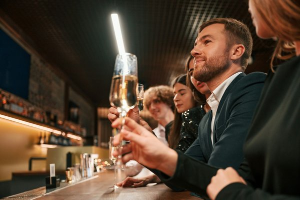 Idées de tenue homme pour un baptême élégant et chic